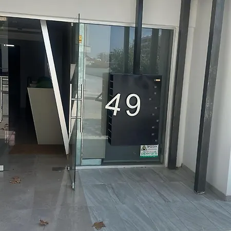 דירה 2br Seaview In Prime Location 1 Min From Sea לרנקה